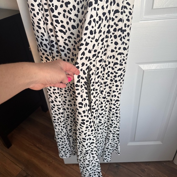 Reformation Lacey dress in Ocelot black and white pattern /10/ - Picture 5 of 9